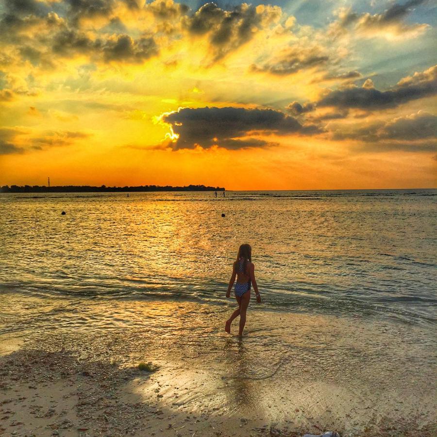 Puri Air Beach Resort & Spa Гили-Эйр Экстерьер фото