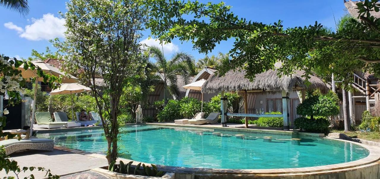 Puri Air Beach Resort & Spa Гили-Эйр Экстерьер фото