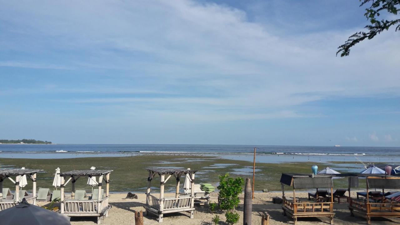 Puri Air Beach Resort & Spa Гили-Эйр Экстерьер фото