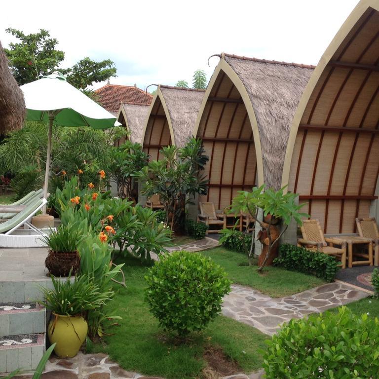 Puri Air Beach Resort & Spa Гили-Эйр Экстерьер фото