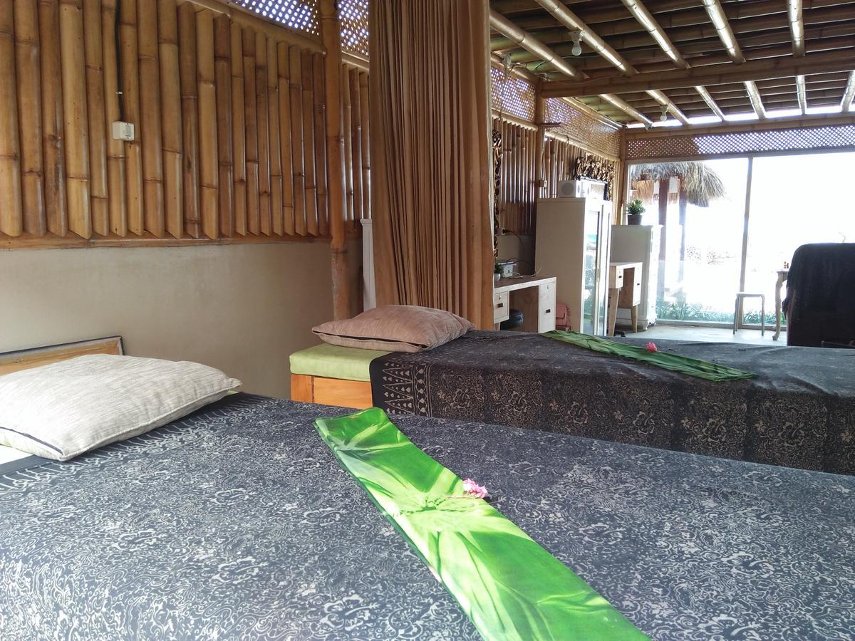Puri Air Beach Resort & Spa Гили-Эйр Экстерьер фото