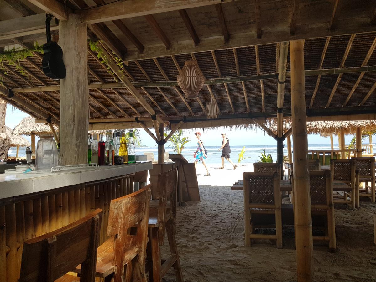 Puri Air Beach Resort & Spa Гили-Эйр Экстерьер фото