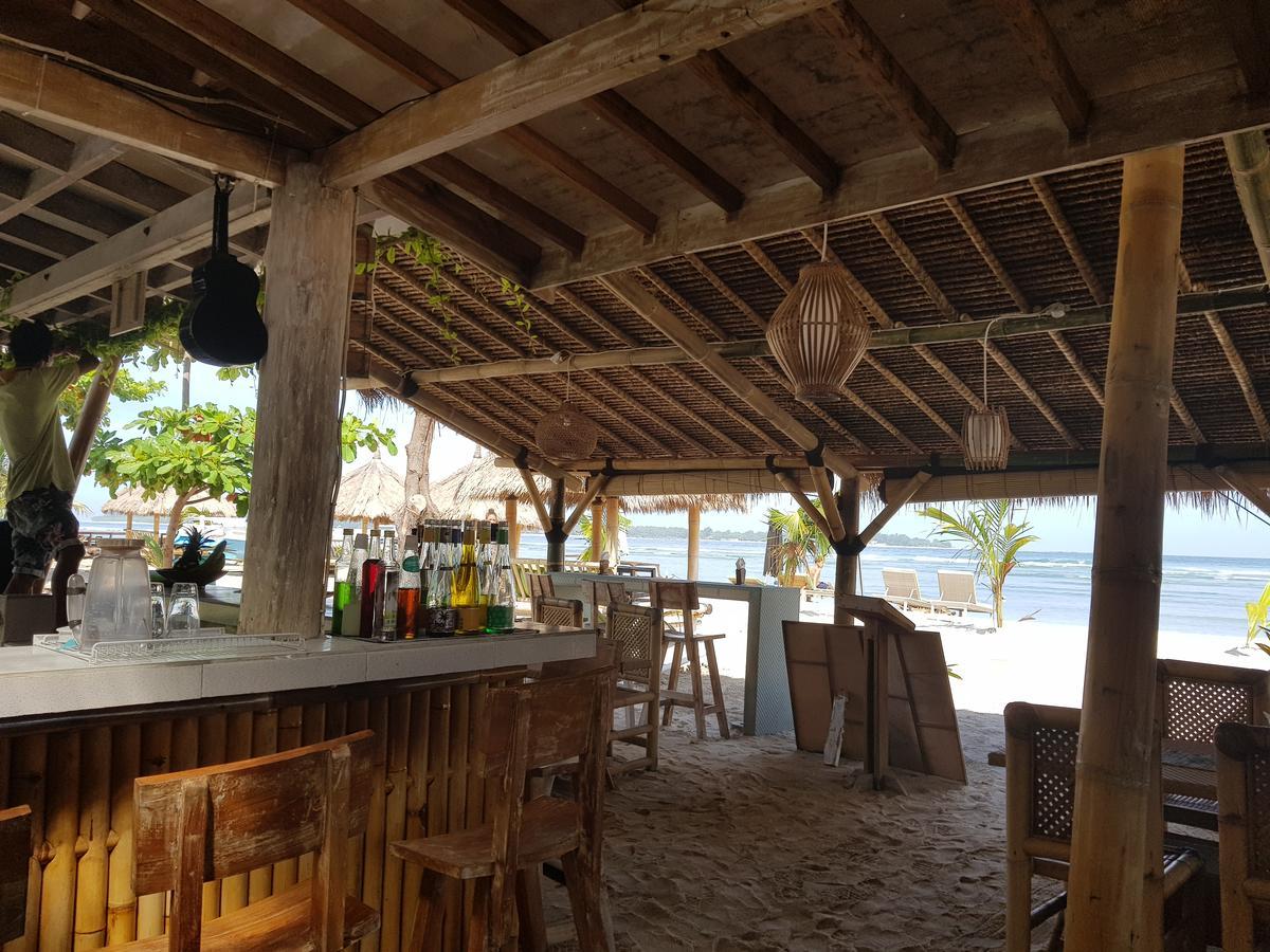 Puri Air Beach Resort & Spa Гили-Эйр Экстерьер фото